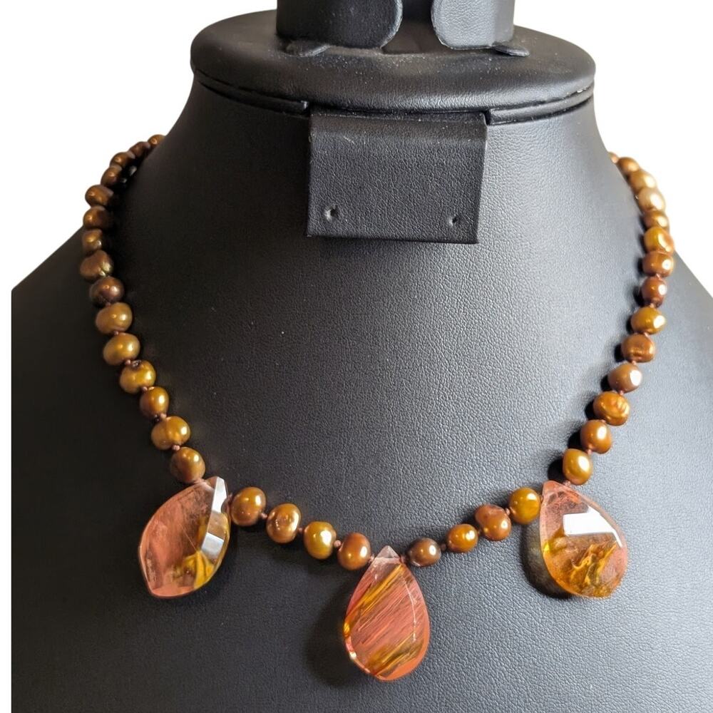 17" Gold Tone Genuine Copper Pearl Glass Teardrop Station Toggle Necklace